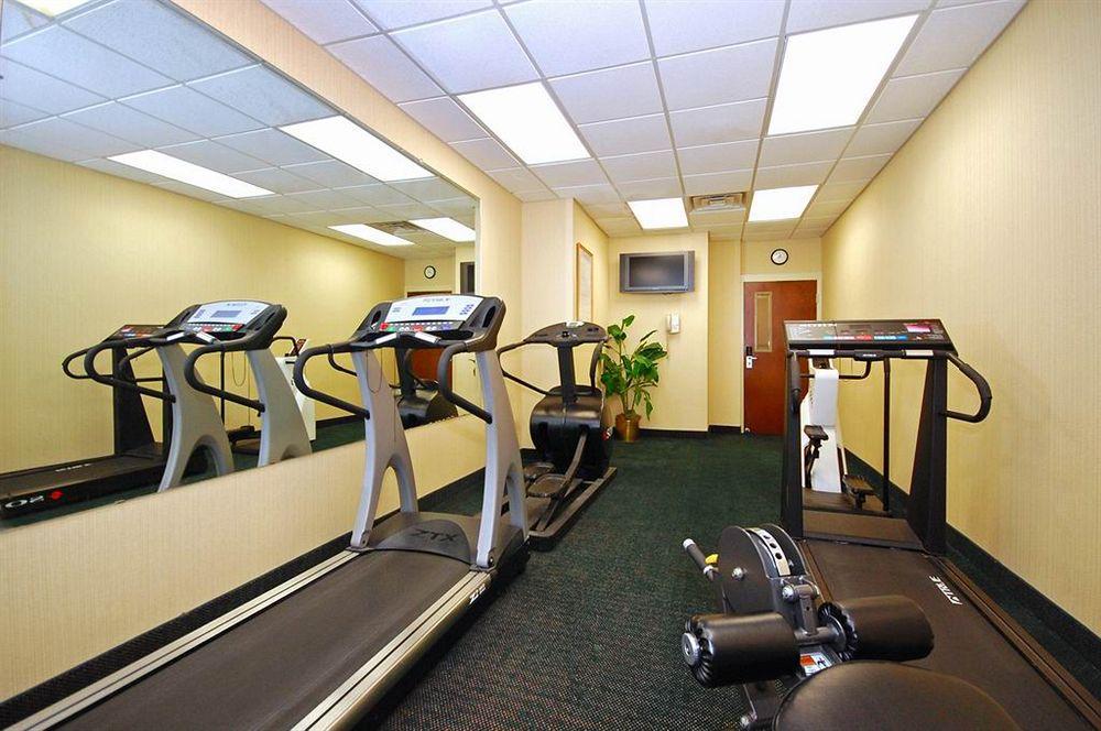 Best Western Airport Inn&Suites Cleveland Brook Park Einrichtungen foto