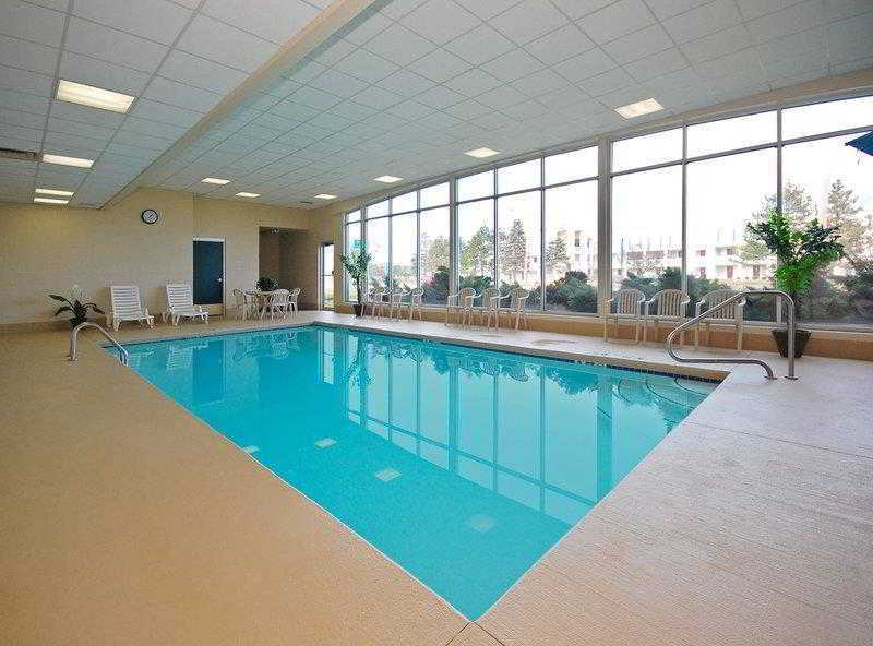 Best Western Airport Inn&Suites Cleveland Brook Park Einrichtungen foto