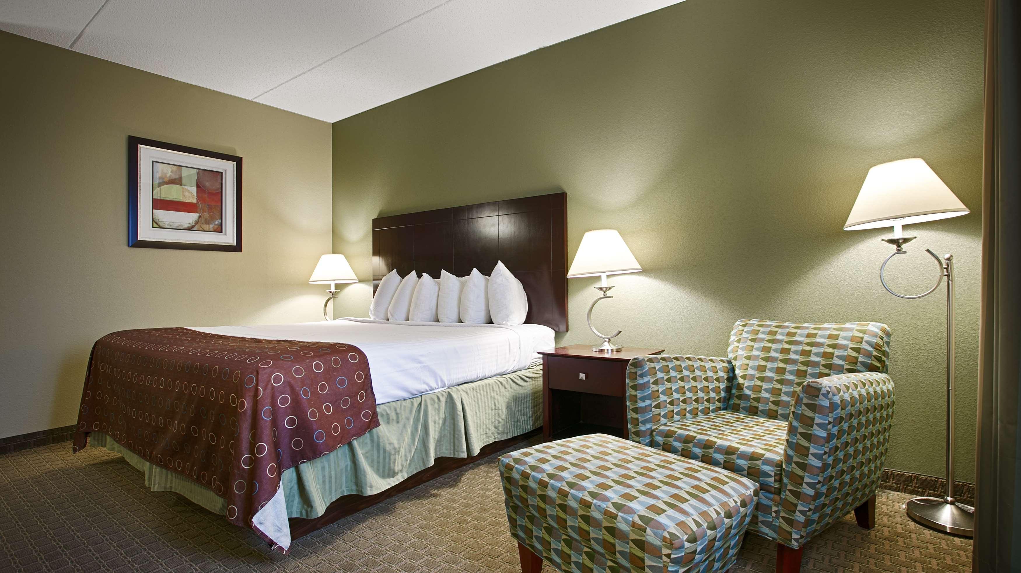 Best Western Airport Inn&Suites Cleveland Brook Park Exterior foto