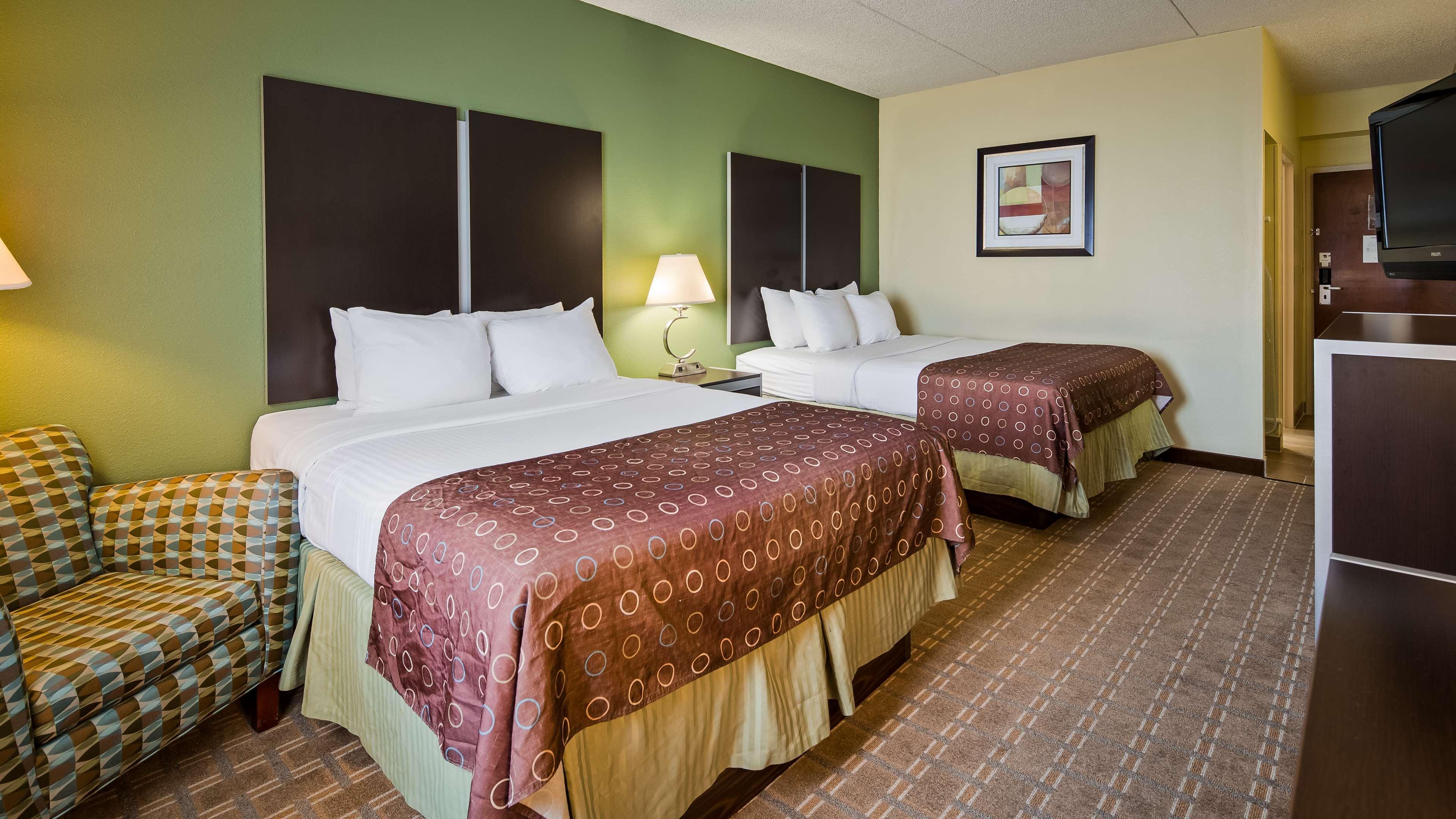 Best Western Airport Inn&Suites Cleveland Brook Park Exterior foto