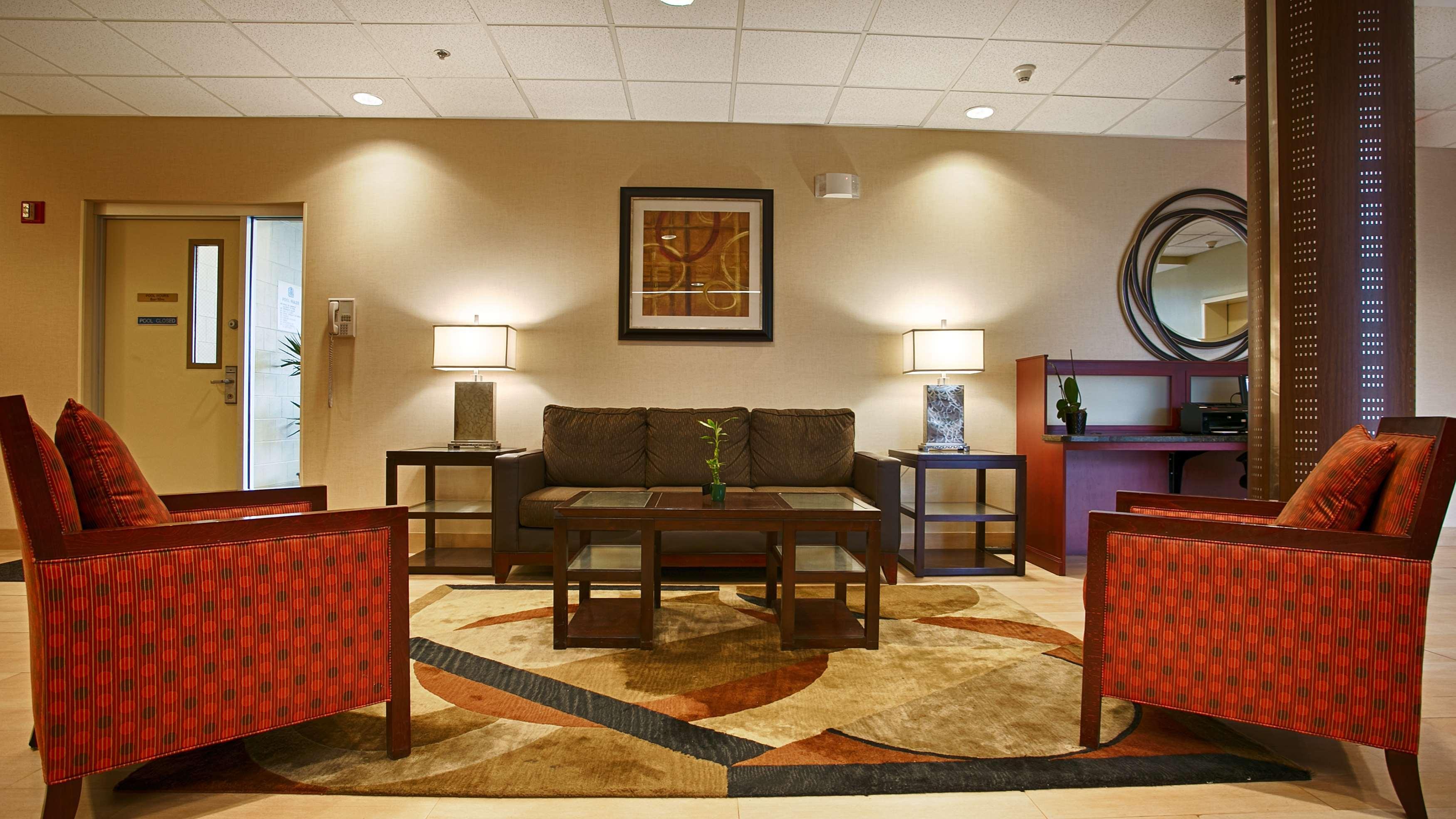 Best Western Airport Inn&Suites Cleveland Brook Park Exterior foto