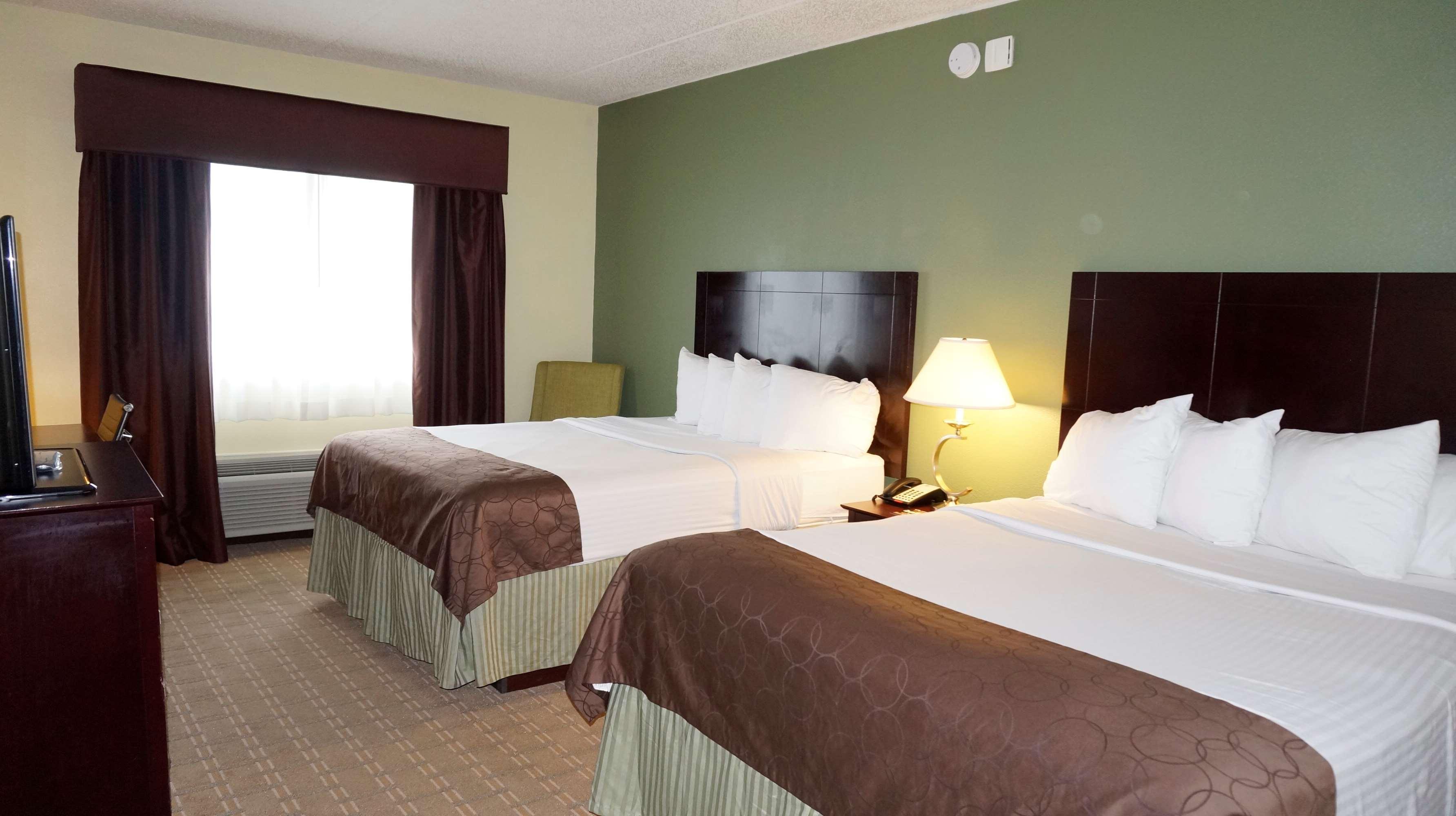 Best Western Airport Inn&Suites Cleveland Brook Park Exterior foto