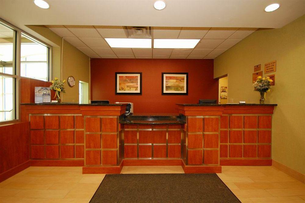 Best Western Airport Inn&Suites Cleveland Brook Park Exterior foto