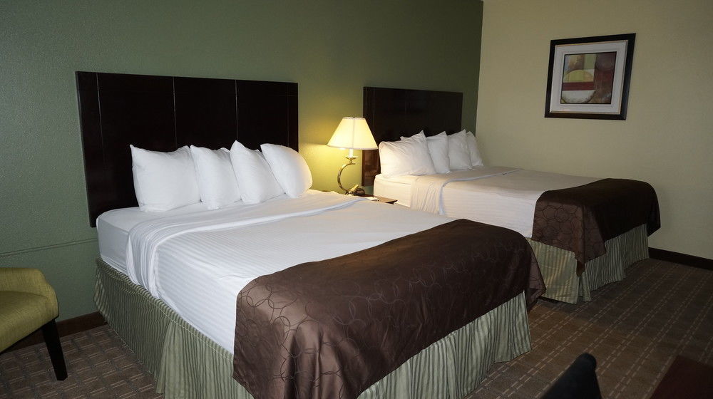 Best Western Airport Inn&Suites Cleveland Brook Park Exterior foto