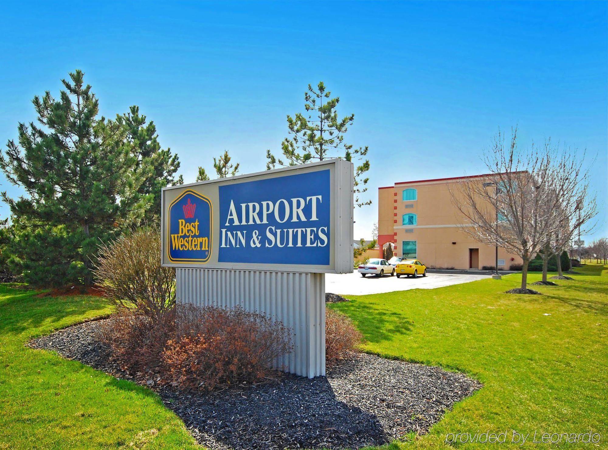 Best Western Airport Inn&Suites Cleveland Brook Park Exterior foto
