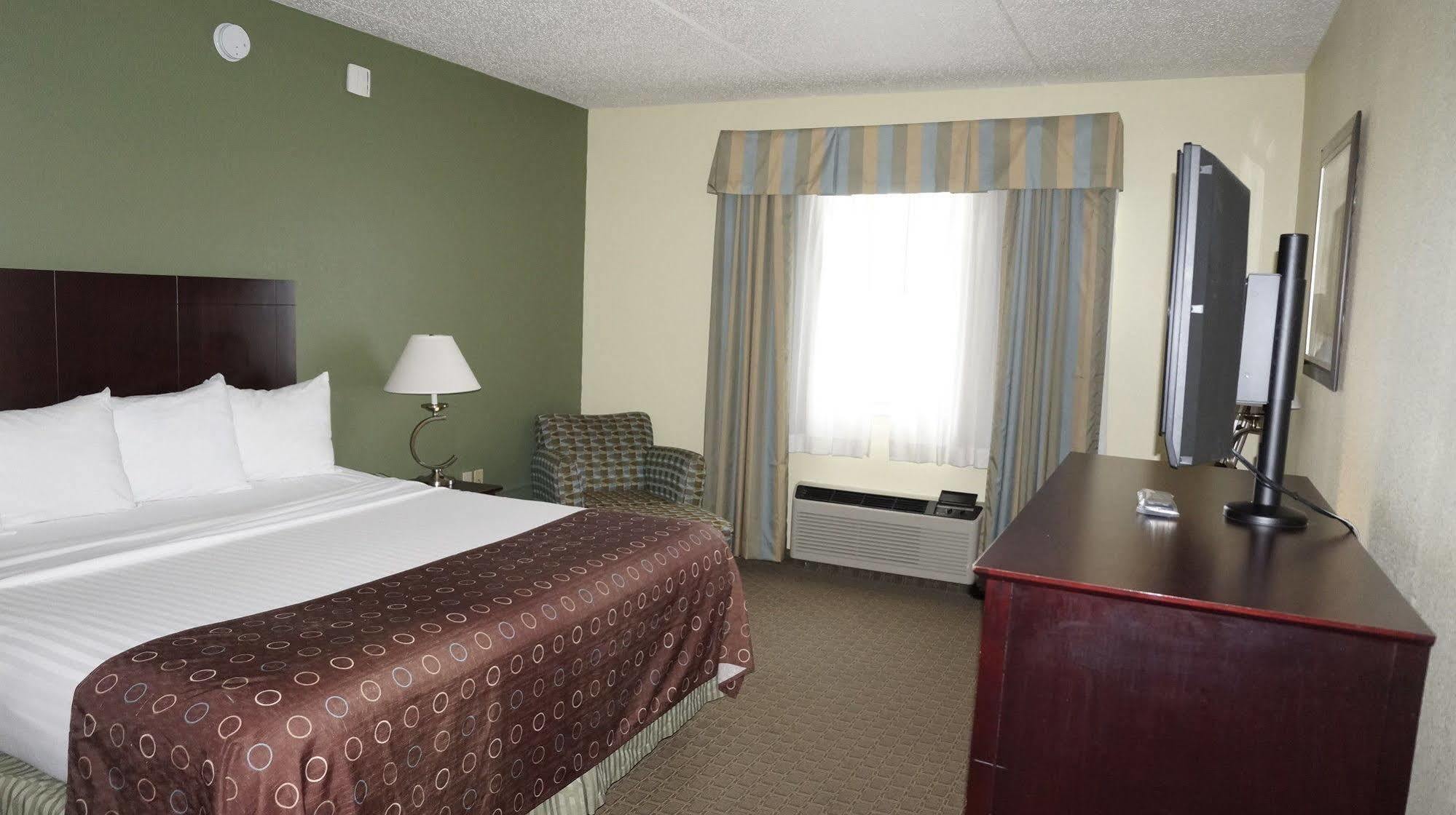 Best Western Airport Inn&Suites Cleveland Brook Park Exterior foto