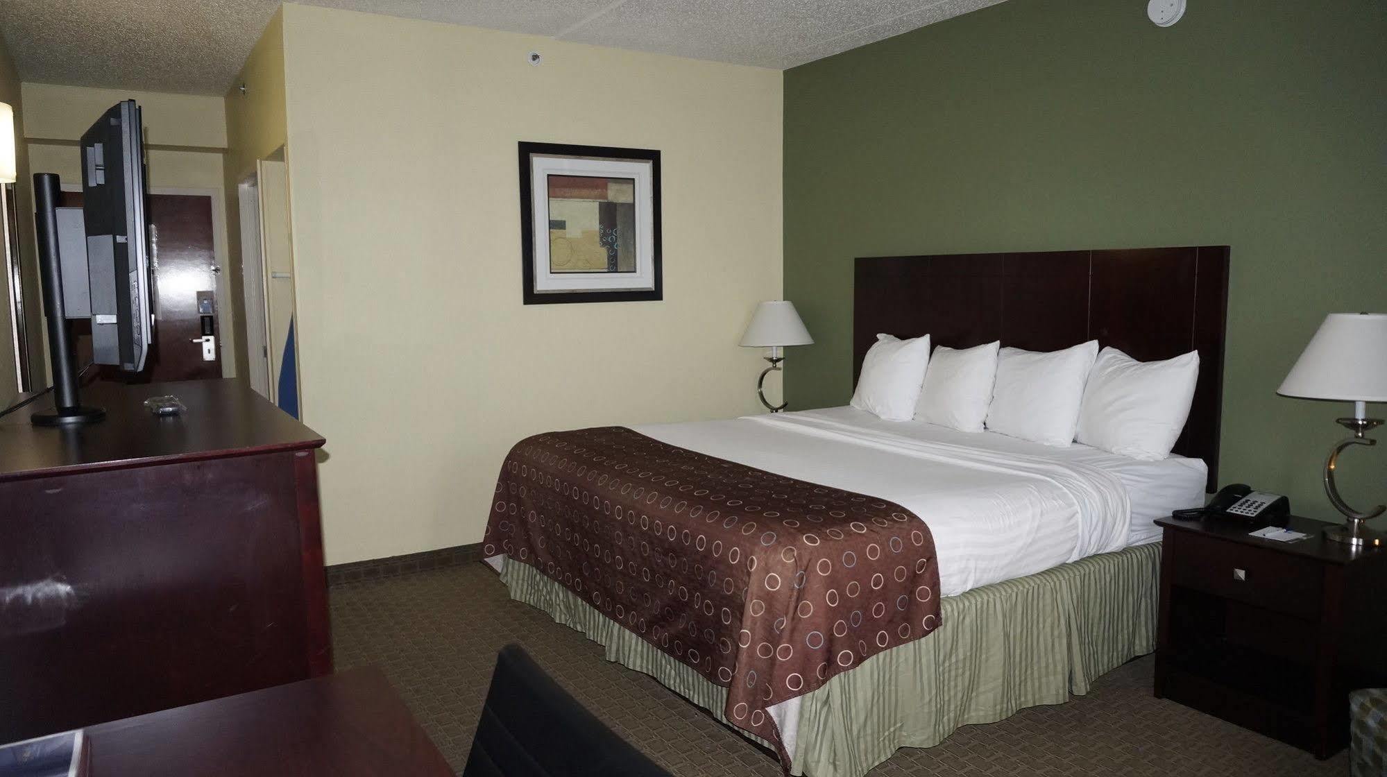 Best Western Airport Inn&Suites Cleveland Brook Park Exterior foto