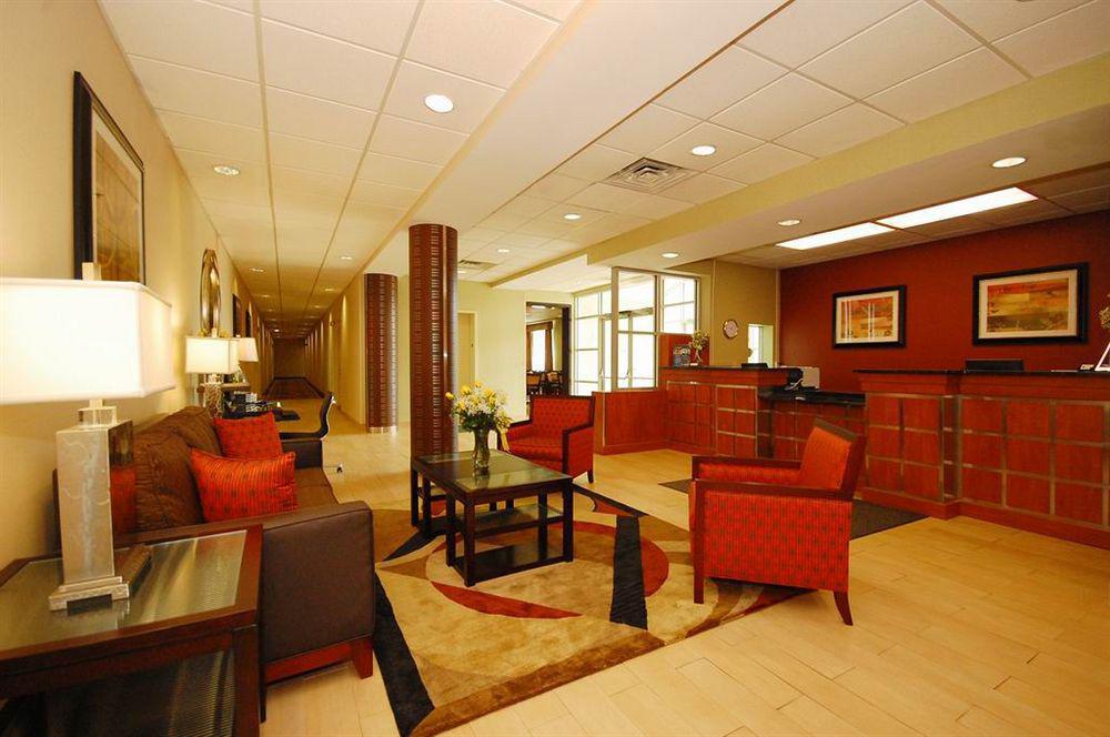 Best Western Airport Inn&Suites Cleveland Brook Park Exterior foto