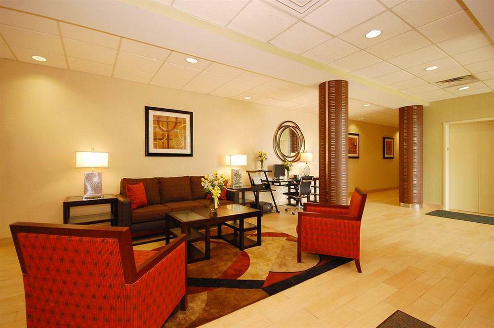 Best Western Airport Inn&Suites Cleveland Brook Park Interior foto